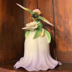 Hummingbird Bell Avon 2000 Source of Fine Collectibles Porcelain Humming Bird
